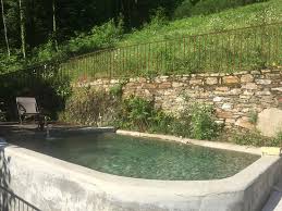 La Piscine Lavoir A Debordement Une Reussite Pour Le Decor Rustique Picture Of Nabat Le Haut Chambres Et Table D Hotes Courniou Tripadvisor