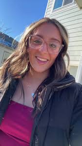 🏃‍♀️🔙🫵