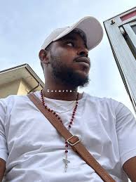 Uomo cerca donna escort Unity a Montebelluna - EscortA