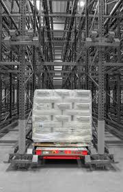 Dexion S High Density Pallet Storage System With A Shuttle Bier Brouwerij