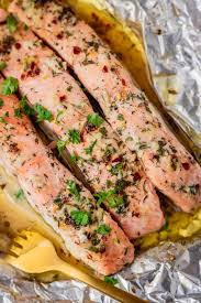 Adding green beans to the foil packet means you have have a healthy but if you do want to remove them before cooking, you'll just need a pair of tweezers or pliers to gently slide them out of your uncooked salmon fillet. Baked Salmon In Foil Recipe The Dinner Bite
