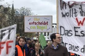 Check spelling or type a new query. Zundstoff Im Bundesrat Landwirte Demonstrieren In Berlin Agrarheute Com