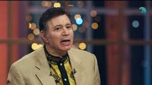 ما زالت التصريحات التي أدلى بها الفنان المصري إيمان البحر درويش، بشأن طريقة تعامل حكومة الرئيس عبد الفتاح السيسي مع أزمة سد النهضة الإثيوبي، تتفاعل في البلاد، لا سيما مع انطلاق حملة على وسائل التواصل الاجتماعي تستهدفه. ÙÙŠØªÙˆ Ø§Ù„ÙÙ†Ø§Ù† Ø§ÙŠÙ…Ø§Ù† Ø§Ù„Ø¨Ø­Ø± Ø¯Ø±ÙˆÙŠØ´