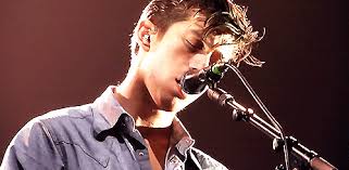 The perfect guitar alexturner arcticmonkeys animated gif for your conversation. Alex Turner Live Arcticmonkeys Gif Alex Turner Arctic Monkeys The Last Shadow Puppets