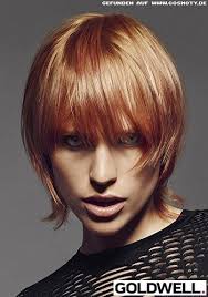 Die frisuren 2019 werden mittellang! Frisuren Bilder Superkurzer Bob Mit Fransigen Stufen Frisuren Haare