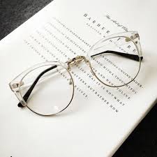 The Vintage Styles Are Coming Back Come See Us At Mission Creek Optometry As We Have Glasses Similar To These With Images Clear Glasses Frames Glasses Glasses Frames