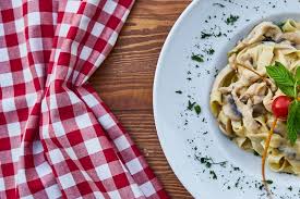 While restaurants tend to be overpriced, you can do as the italians do and head to mercato centrale firenze for fresh produce. Dine Like An Italian The Best Places To Eat In Florence 2019