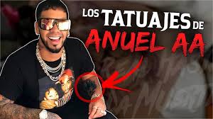 El tatuaje de la estrella de britney spears fue los tatuajes en las manos son más comunes en ciertos círculos que en otros. Este Es El Significado De Los Tatuajes De Anuel Aa Nb Youtube