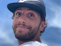 Manuel locatelli (born 8 january 1998) is an italian footballer who plays as a midfielder for serie a club sassuolo and the italy national team. Y3zggkwhxpmdnm