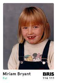 Dessutom får hon hjälp av en vän att sköta vardagliga sysslor som att betala räkningar. Miriam Bryant Idolkort Bris