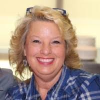 Anne Crow's Instagram, Twitter & Facebook