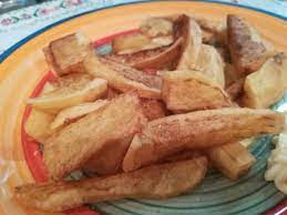 Ecco la ricetta fatta in casa per renderle croccanti e dorate. Patate Fritte Fatte In Casa Croccanti I Video Di Ricettasprint