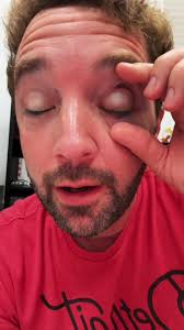 TikTerrifying yo! #filterfail #creepy #weird #eye