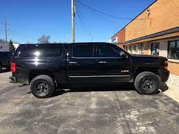 With automatic transmission, towing capacity maxes out at 7,600 pounds when your pickup is. 2015 Silverado Z71 6 2 With Leer 100xq Truck Cap Truck Canopy Truck Caps Dodge Dakota