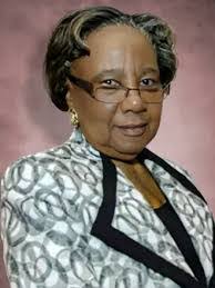 Elnora Hogan's Instagram, Twitter & Facebook