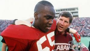 Derrick Thomas heads College Football Hall of Fame class