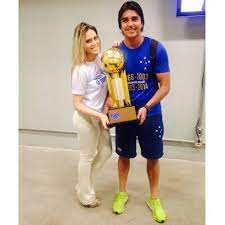 El goleador de la selección de bolivia, actualmente está en cruzeiro. Moreno Esta Na Bronca Com Gilvan E Critica Desculpa Do Clube Sobre Seu Retorno A Toca Esportes Home