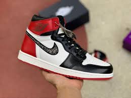 Jordan Air Jordan 1 Mid Black Green White Australia Dior Air Jordan 1 High White Red Black Mens Basketball Shoes Cn8607 006 In 2020 Air Jordans Jordans Jordan 1