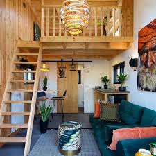 Con una decoración bien pensada y algunos pequeños trucos, vivir en pocos metros es sinónimo de vivir feliz. Decoracion Y Diseno De Interiores De Casas Pequenas