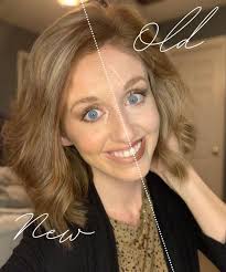 This is what my makeup routine used to look like! 🙈🙈🙈🙈To do quick  makeup, it took me at least 20 minutes, mostly because I was digging for  everything in that hot mess.