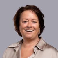 700+ 'Mieke De' profiles