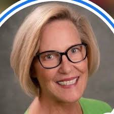 Dorann Avey (@DorannAvey)