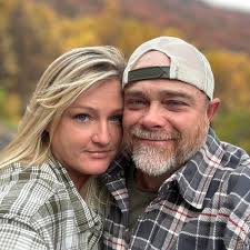 Got my first crown win 😁 Am I right in thinking that when your a low level  you are put up against players similar level as you are?