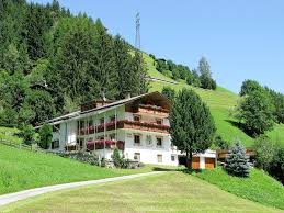 The property features a free car … Haus Kristall Urlaub Sudtirol
