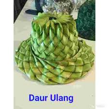 Berikut ini adalah kerajinan tangan dari daun kelapa. Cara Membuat Kerajinan Tangan Topi Dari Daun Kelapa Yang Mudah