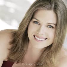 Aisha Duran (@AishaDuranTV)