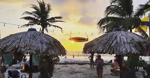 Fue declarado por ley de la república 1883 de 2018 distrito especial portuario, logístico, industrial, turístico y comercial. Zion Beach Bar Picture Of Zion Beach Bar Necocli Tripadvisor