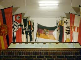 England, wales und schottland zusammen sind auf der insel großbritannien.ferner sind die kronen englands und schottlands seit. Reichskriegsflagge Wikipedia