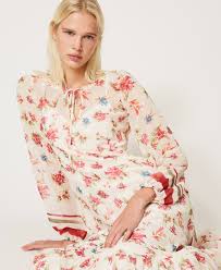 Abito lungo in georgette con scollo incrociato e accessorio gioiello. Abito Lungo In Georgette A Fiori Donna Fucsia Twinset Milano