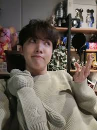 Bts j hope 방탄소년단 j hope cute and funny moments 1 youtube . Probably Everywhere But Idc This Is So Cute Two Days In A Row Of Jhope Selcas Explore Tumblr Posts And Blogs Tumgir