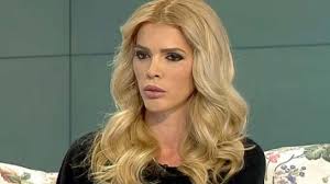 Check spelling or type a new query. Alina Vidican A Dat O Avere Ca SÄƒ IÈ™i FacÄƒ OperaÈ›ii Estetice Care E Suma PlÄƒtitÄƒ De VedetÄƒ