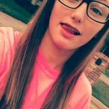 Hailey Cox (@haileycox64)