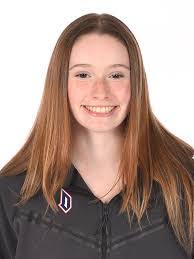 Laurie Crow's Instagram, Twitter & Facebook