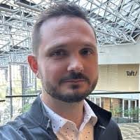 Amy Bolser's Instagram, Twitter & Facebook