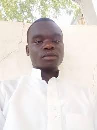 What causes poor quality eggs in hens fed with Country Heritage feed?