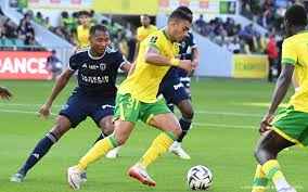 Surprise à Nantes! Paris FC terrasse les Canaris: Résumé Choc! - Imagen principal del artículo