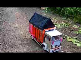 Berapa gaji pramugari di indonesia? Berapa Gaji Sopir Truk Cabe Suster Meidy Dan Sopir Ferry Tertangkap News Liputan6 Com Truk Cabe Vs Bus Pahala Kencana Tempel Ketat Hingga Salip Di Tikungan 27 Juni 2019