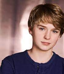 C'est probablement l'un des plus beaux lacs du monde. 22 Idees De 13 Ans Beaux Garcons Mecs Mignons 13 Ans