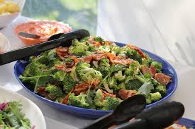 Scopriamo insieme 30 ricette saporite e facili da fare in padella e al forno assieme a tutti i segreti per valorizzare al meglio questo ingrediente povero per renderlo strepitoso. Broccoli In Padella Con Pancetta Un Contorno Delizioso Food Blog