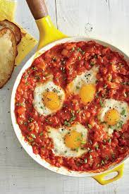 Eggs Poached In Tomato Sauce Garlic Cheese Toasts Recipe Recipe Egg Recipes For Dinner Easy Egg Recipes Toast Recipes
