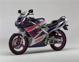 Poi² garage & specialist yamaha tzm. Motorcycles That Defined The 1990s Part 2 Bikesrepublic
