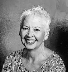 Ginny Bateman's Instagram, Twitter & Facebook