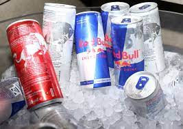Red bull verzinst das geld im unternehmen selbst, so hoch dass dies nicht notwendig ist. 30 Jahre Red Bull 10 Fakten Uber Den Erfolgreichsten Energydrink Der Welt Osterreich Vol At