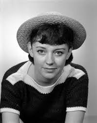 Roberta Maxwell's Instagram, Twitter & Facebook