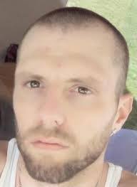 Dustin Privett's Instagram, Twitter & Facebook