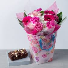 Out of town on their big day? Birthday Gift For Her Happy Birthday Flowers Bunches